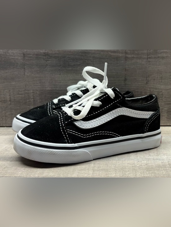 Vans Other - Vans Kids Black and White Old Skool Sneakers